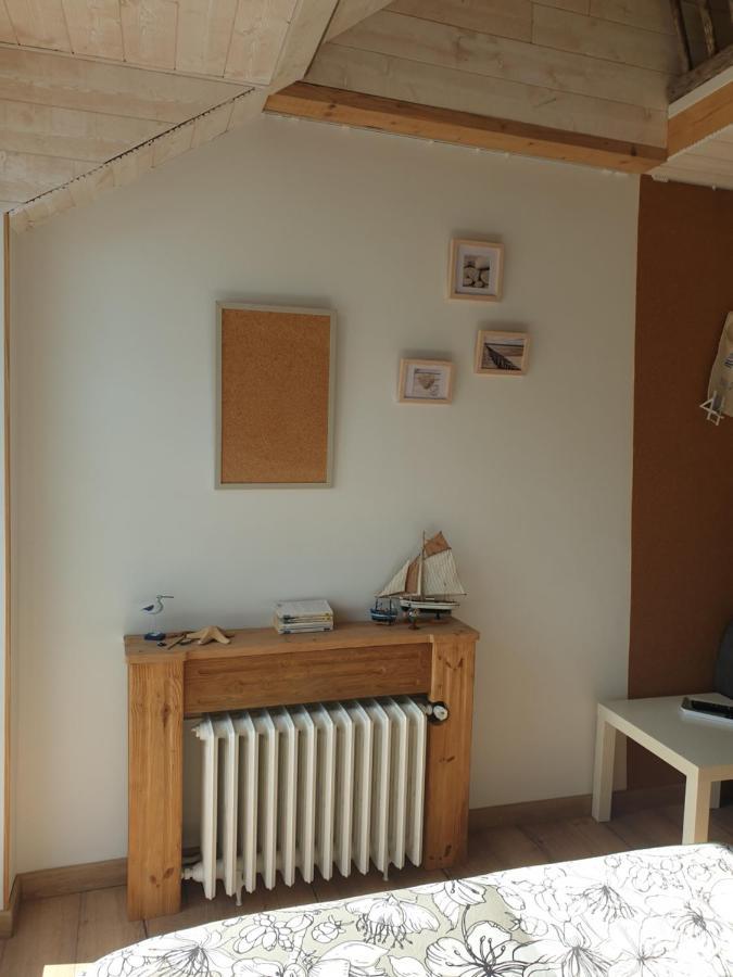 Gite Atypique Avec Jacuzzi Hillion Exterior foto